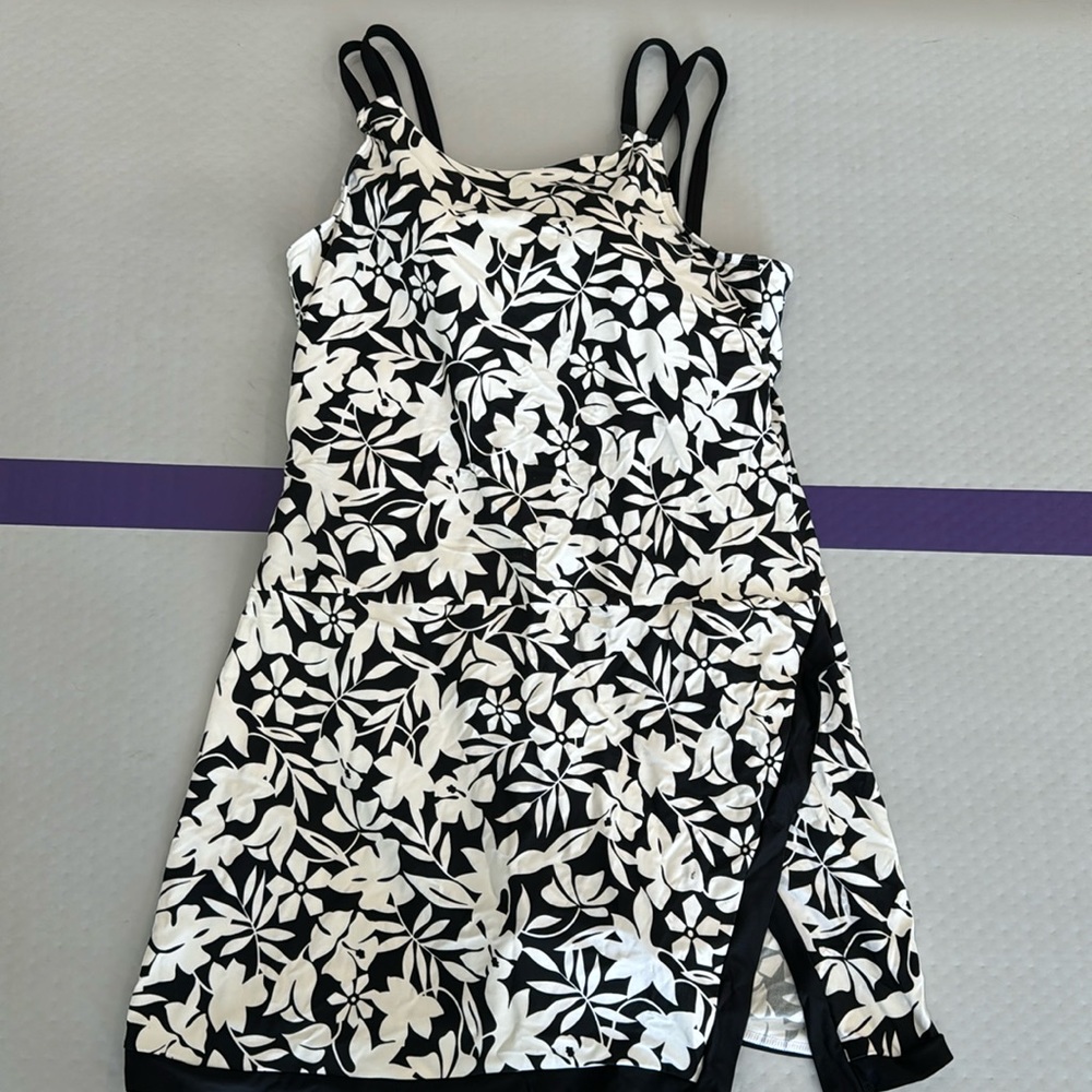 Black and White Floral Women's Swimsuit